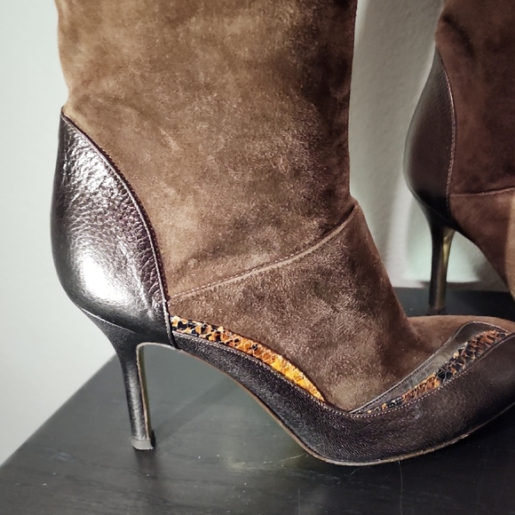 Elegant Brown Knee-High Boots - Picture 13 of 17